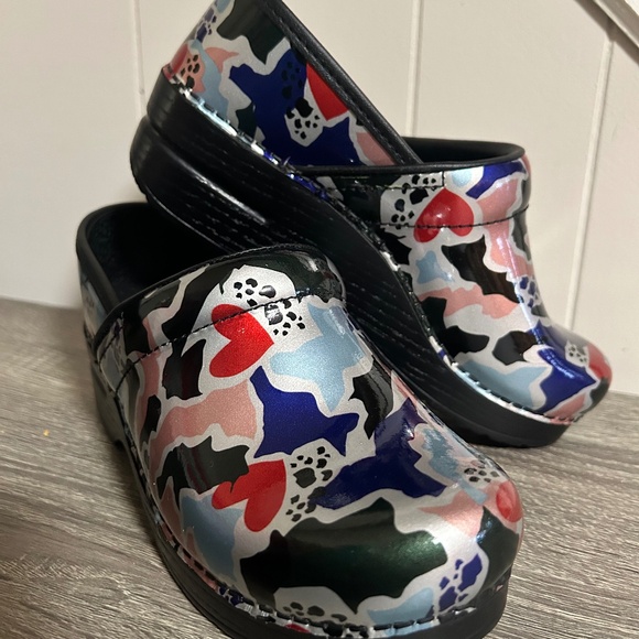 Dansko Professional Leather Clogs - Picture 1 of 4